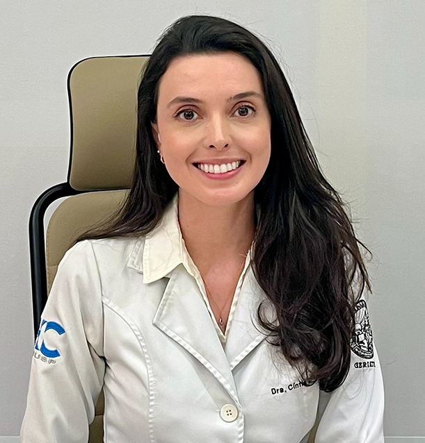 Dra. Cíntia
